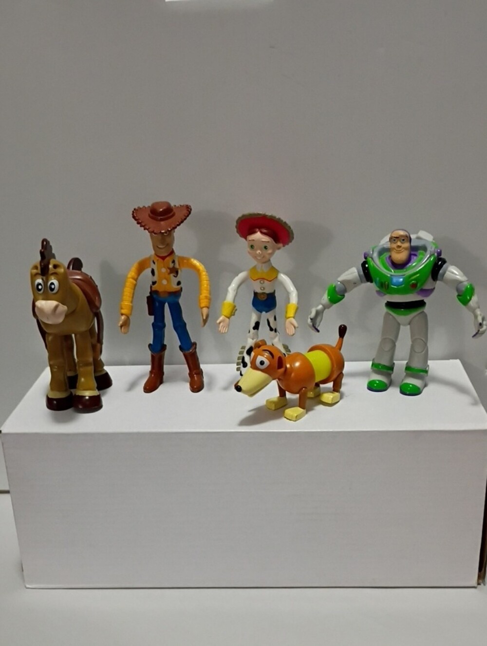TOY STORY 2010 Lot of 5 PVC collector's action figures, Preloved & Missing Ears